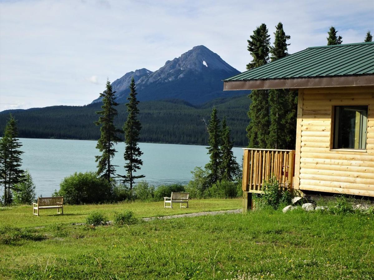 Southern Lakes Resort Tagish Exterior photo